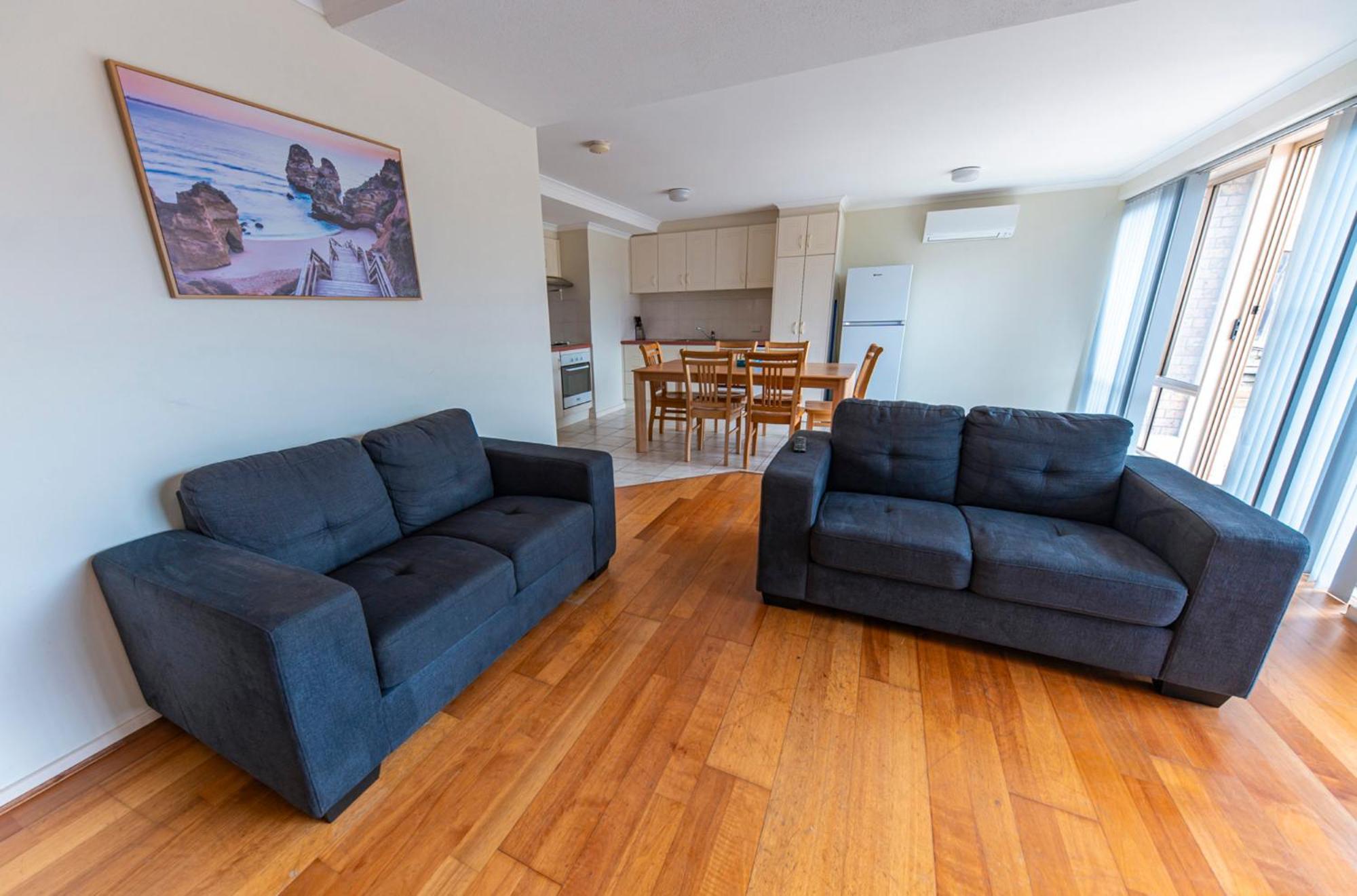 Tween Waters Merimbula Room photo
